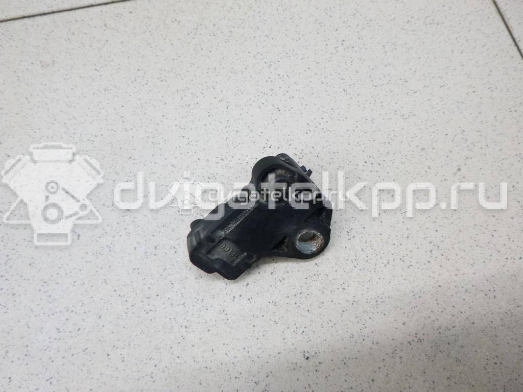 Фото Датчик положения коленвала  LR000681 для Land Rover Freelander / Range Rover / Discovery {forloop.counter}}