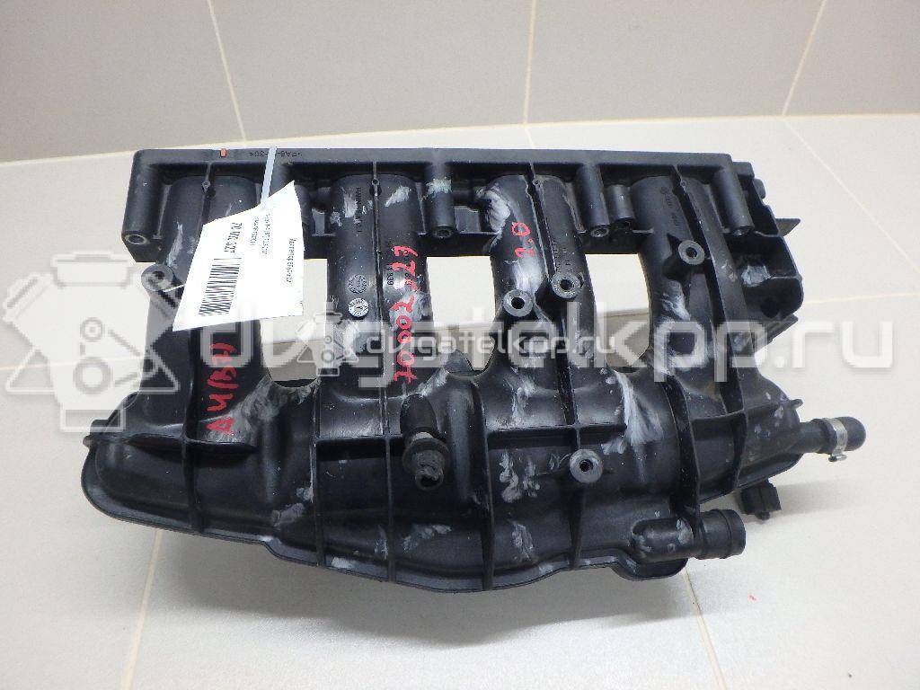 Фото Коллектор впускной для двигателя BWA для Seat Leon / Toledo / Altea 200 л.с 16V 2.0 л бензин 06F133201N {forloop.counter}}