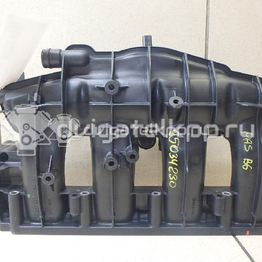 Фото Коллектор впускной для двигателя BWE для Seat Exeo 200 л.с 16V 2.0 л бензин 06F133201P