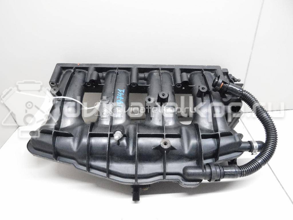 Фото Коллектор впускной для двигателя BWE для Seat Exeo 200 л.с 16V 2.0 л бензин 06F133201P {forloop.counter}}