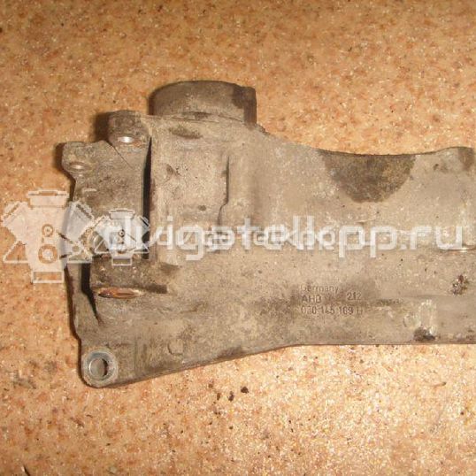 Фото Кронштейн генератора для двигателя AEE для Volkswagen Polo / Caddy / Vento 1H2 / Golf 75 л.с 8V 1.6 л бензин 030145169H