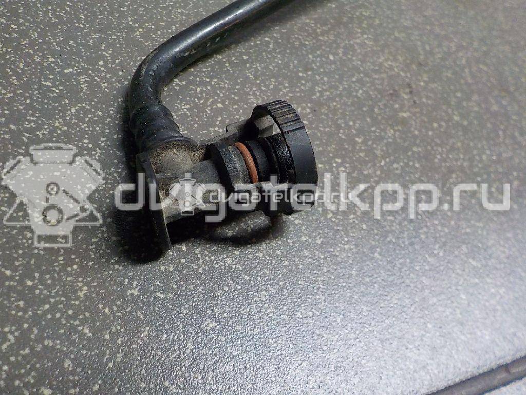 Фото Трубка картерных газов для двигателя BLF для Volkswagen Passat / Eos 1F7, 1F8 / Jetta / Golf 115 л.с 16V 1.6 л бензин 03C103558 {forloop.counter}}