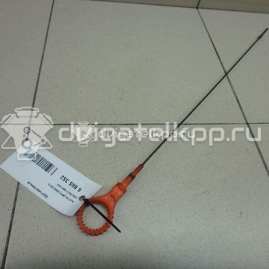 Фото Щуп масляный для двигателя CFNB для Volkswagen Polo / Jetta 86 л.с 16V 1.6 л бензин 03C115611AD