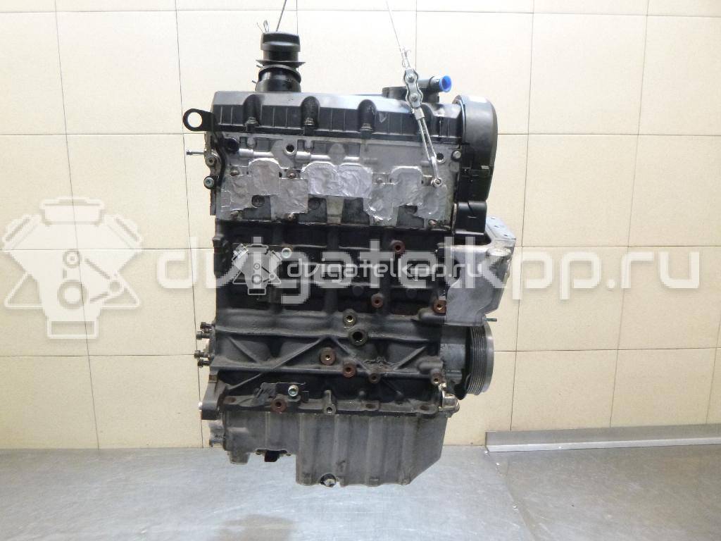 Фото Контрактный (б/у) двигатель AXB для Volkswagen Transporter / Multivan 105 л.с 8V 1.9 л Дизельное топливо 038100042K {forloop.counter}}