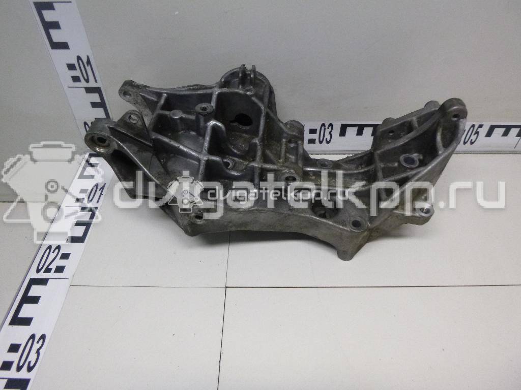 Фото Кронштейн генератора для двигателя ARG для Volkswagen Passat 125 л.с 20V 1.8 л бензин 058145523D {forloop.counter}}