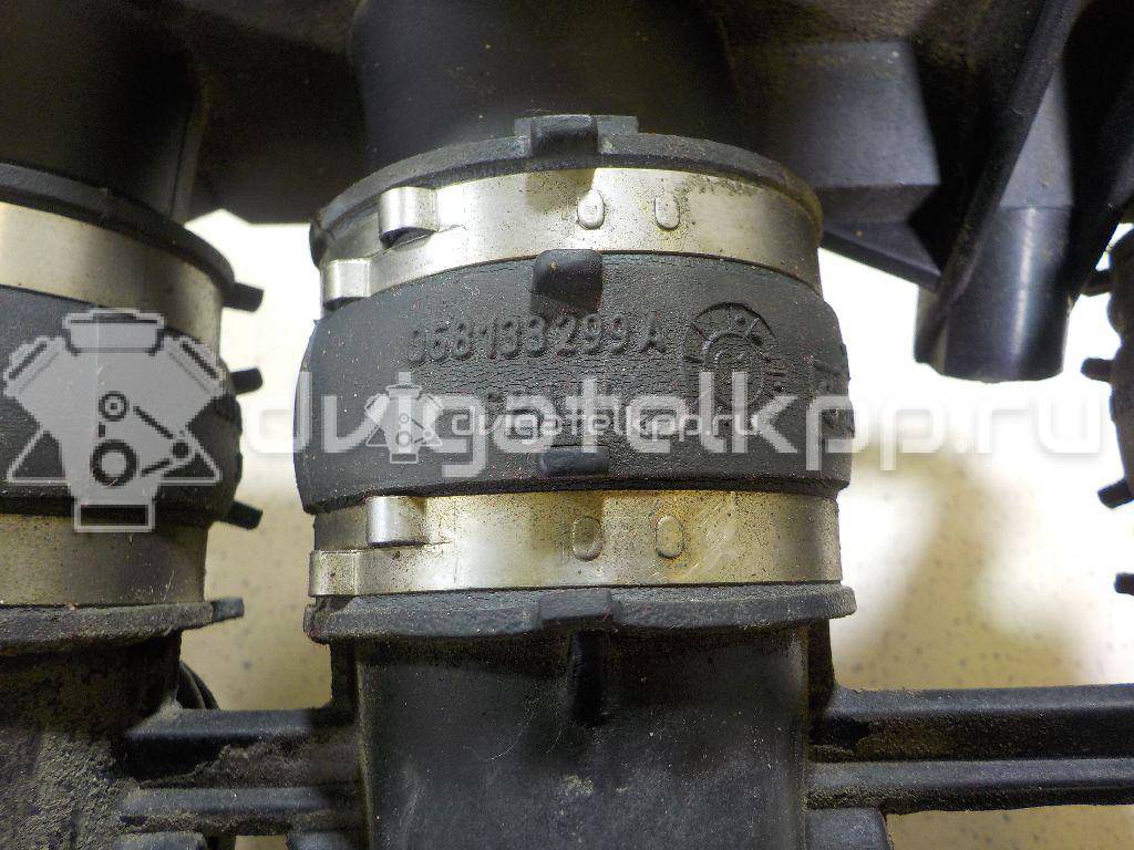 Фото Коллектор впускной для двигателя ALZ для Volkswagen Passat 102 л.с 8V 1.6 л бензин 06B133205C {forloop.counter}}