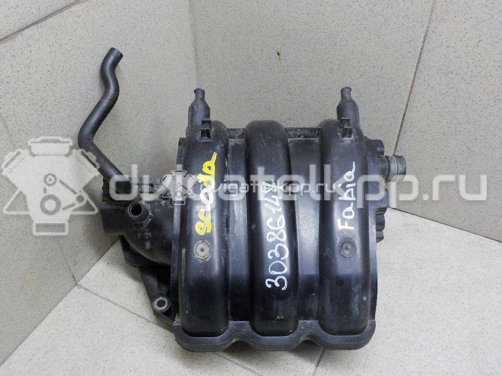 Фото Коллектор впускной для двигателя BZG для Volkswagen Polo 69 л.с 12V 1.2 л бензин 03E129711D {forloop.counter}}