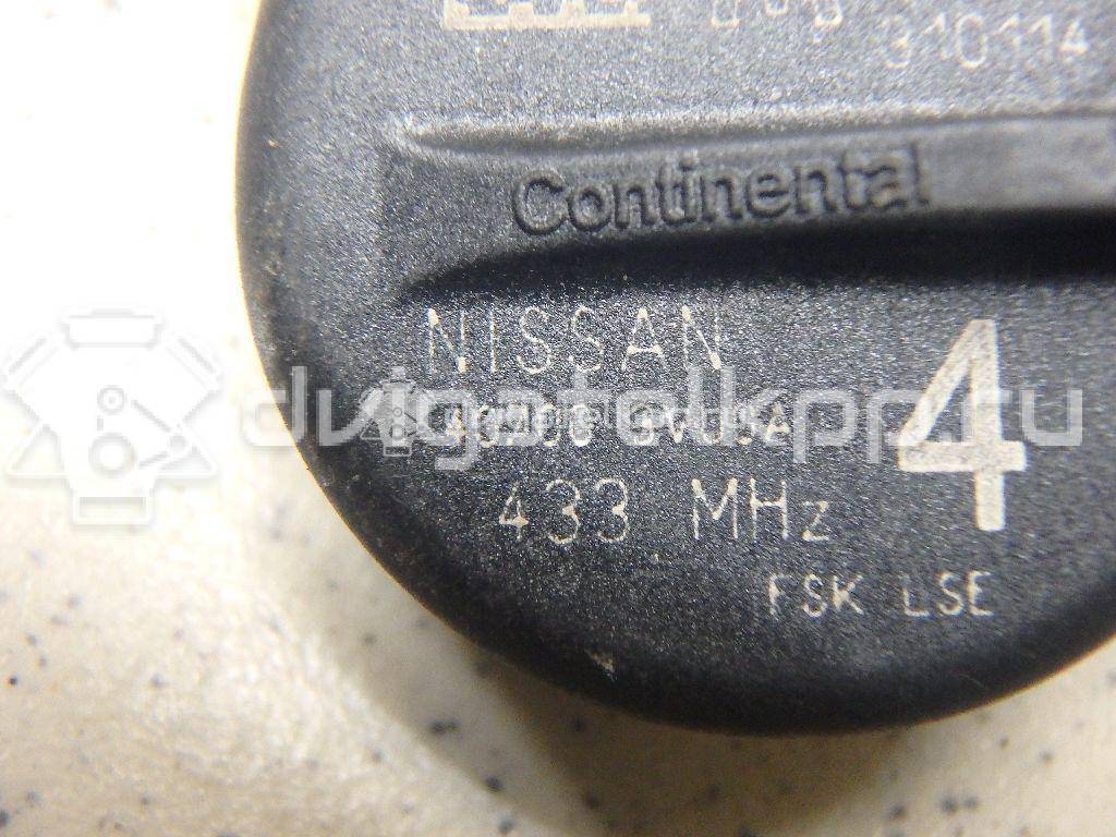 Фото Датчик давления в шине  407003VU0A для Nissan Primera / Micra / Cabstar / Navara / Np300 {forloop.counter}}