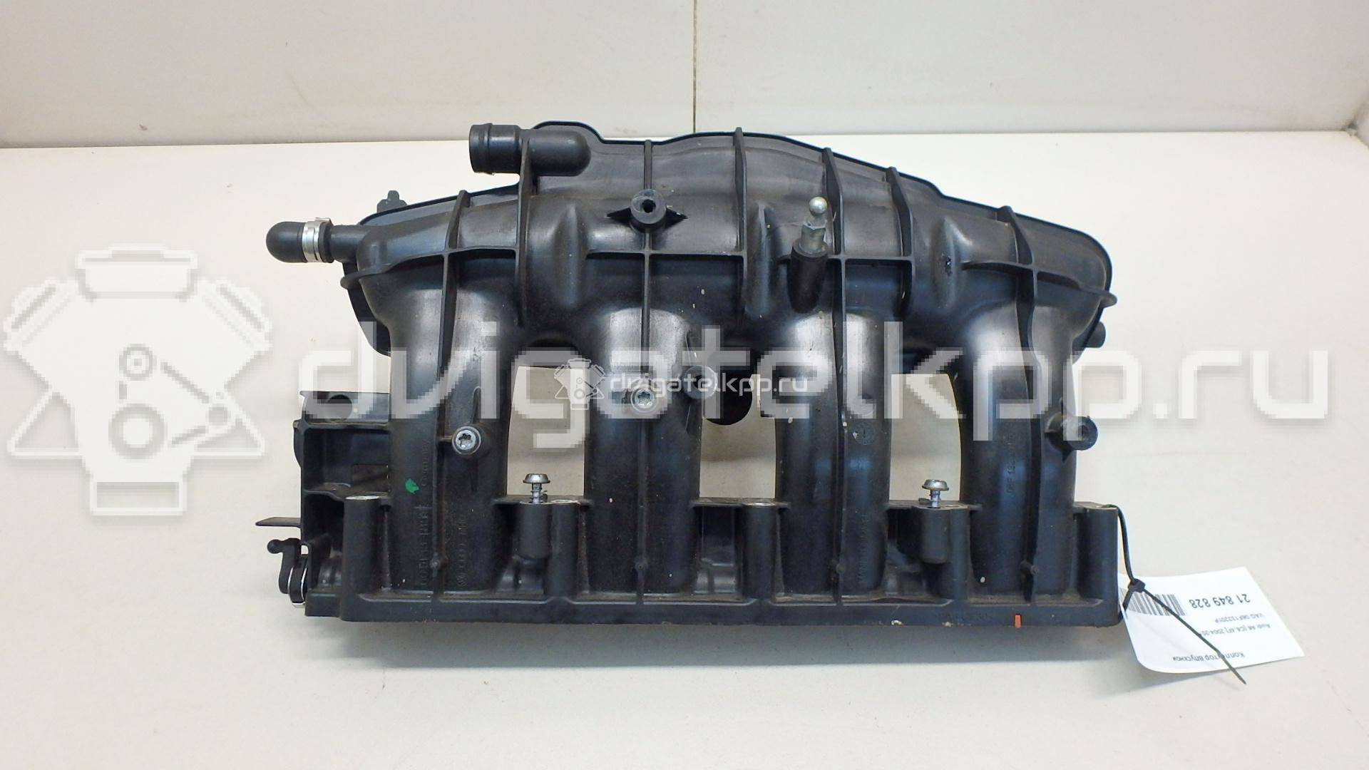 Фото Коллектор впускной для двигателя BWT для Audi A4 200-203 л.с 16V 2.0 л бензин 06F133201P {forloop.counter}}