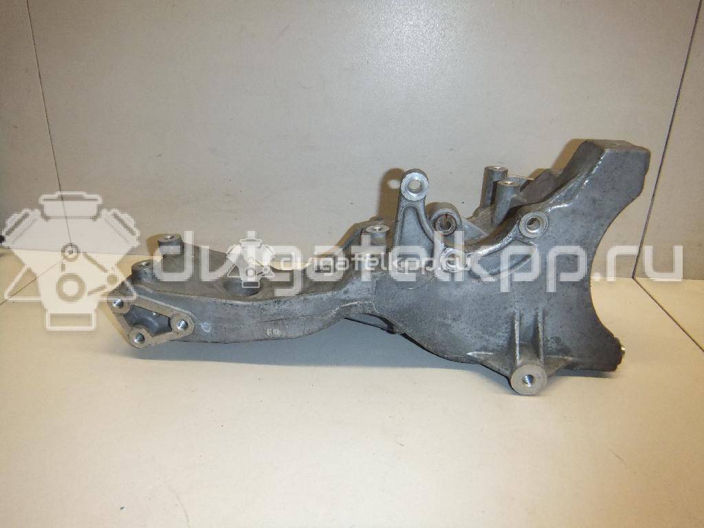 Фото Кронштейн генератора для двигателя BWT для Audi A4 200-203 л.с 16V 2.0 л бензин 06D903143D {forloop.counter}}