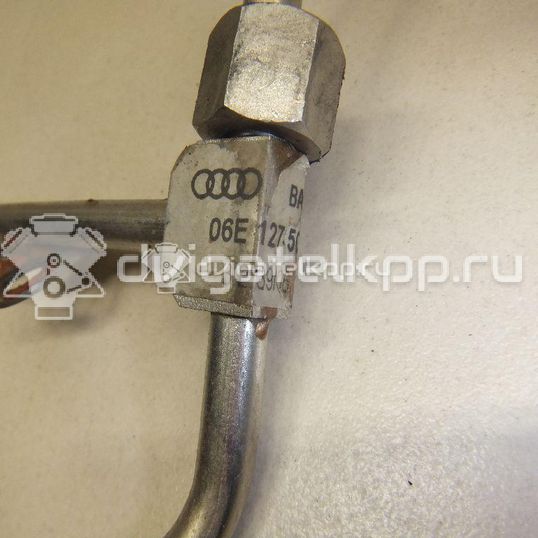 Фото Трубка топливная для двигателя AUK для Audi A4 / A6 255 л.с 24V 3.1 л бензин 06E127501P