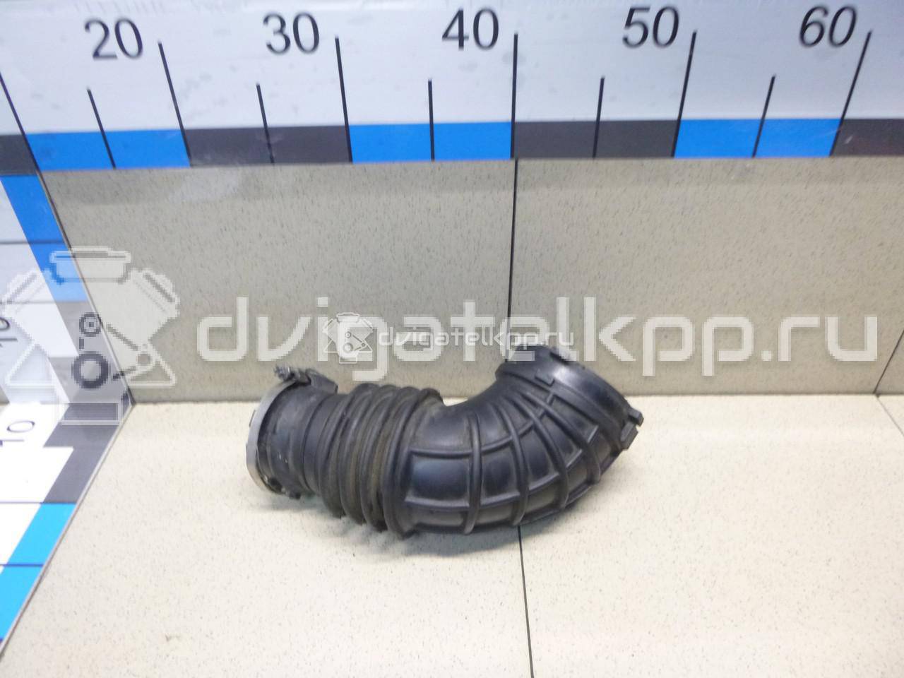 Фото Патрубок воздушного фильтра для двигателя KW для Audi Quattro 85 300-306 л.с 20V 2.1 л Супер-бензин (95) неэтилированный 06H129629E {forloop.counter}}