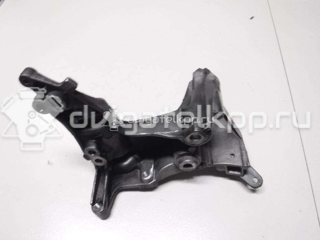 Фото Кронштейн генератора для двигателя 9HZ (DV6TED4) для Citroen Berlingo / C3 / C2 Jm / C5 109 л.с 16V 1.6 л Дизельное топливо 5706N6 {forloop.counter}}