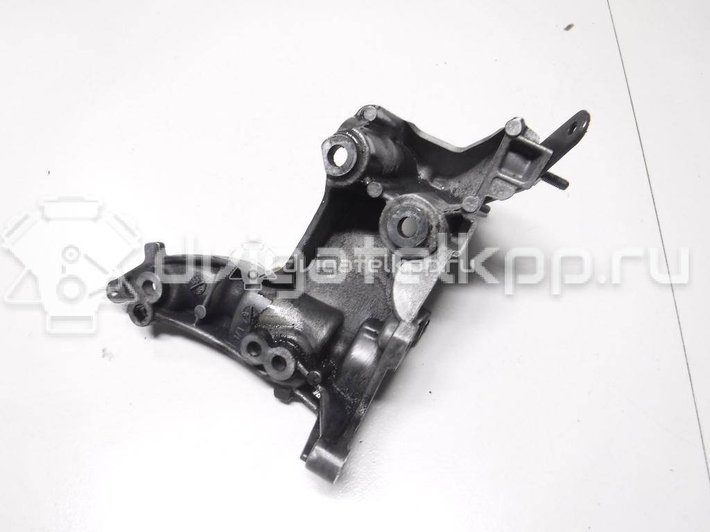 Фото Кронштейн генератора для двигателя 9HY (DV6TED4) для Citroen C4 / C5 / Xsara 109-116 л.с 16V 1.6 л Дизельное топливо 5706N6 {forloop.counter}}