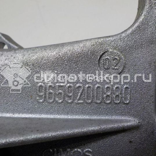 Фото Кронштейн генератора для двигателя 9HY (DV6TED4) для Citroen C4 / C5 / Xsara 109-116 л.с 16V 1.6 л Дизельное топливо 5706K0