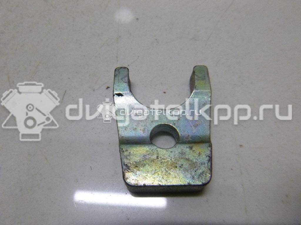 Фото Кронштейн форсунки для двигателя 6G74 (DOHC 24V) для Mitsubishi Proudia Dignity S4 A, S3 A / Pajero 184-260 л.с 24V 3.5 л бензин MR988381 {forloop.counter}}