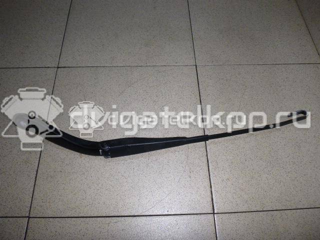 Фото Поводок стеклоочистителя передний левый  288817528R для Renault Koleos / Clio / 19 / Laguna / Kangoo 1 {forloop.counter}}