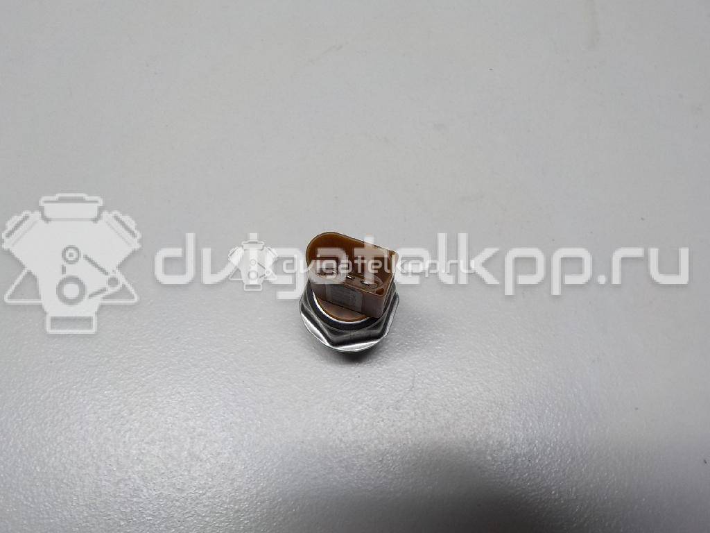 Фото Датчик давления топлива  03L906051 для Seat Ibiza / Leon / Toledo / Alhambra / Altea {forloop.counter}}