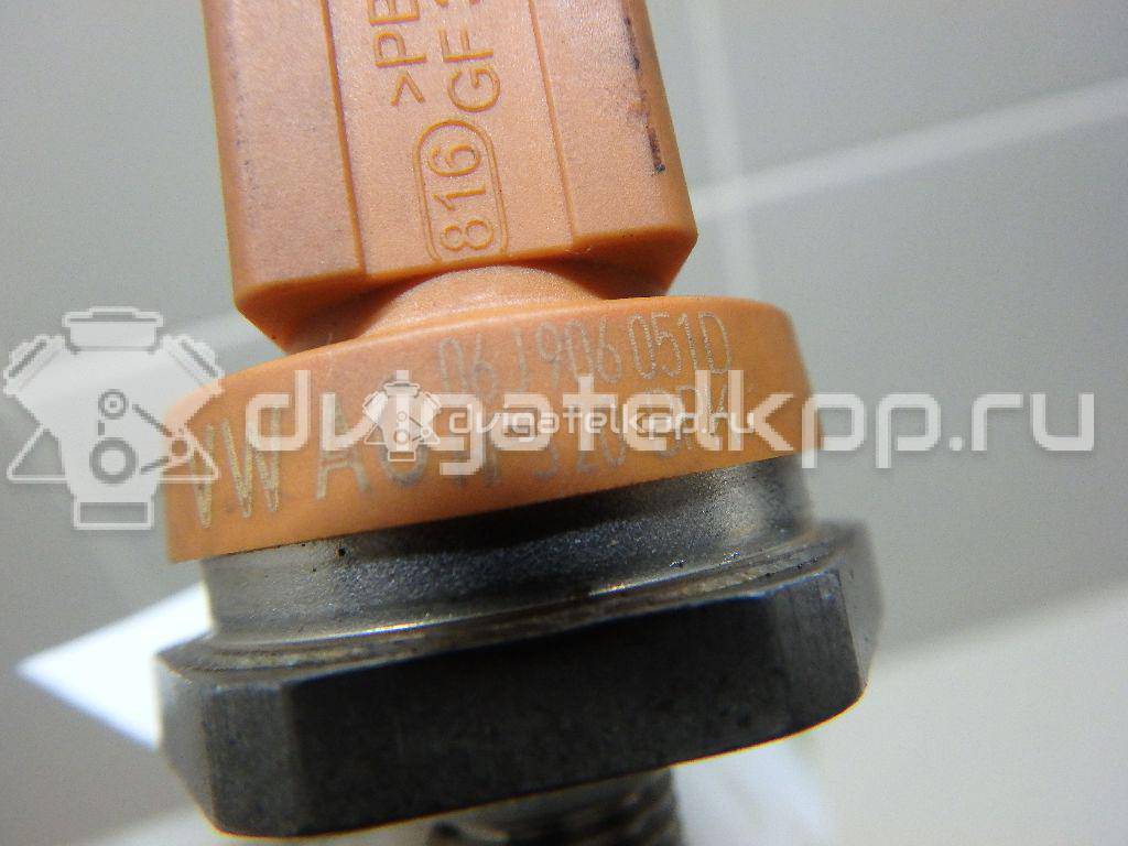 Фото Датчик давления топлива  06J906051D для Seat Ibiza / Leon / Toledo / Alhambra / Altea {forloop.counter}}