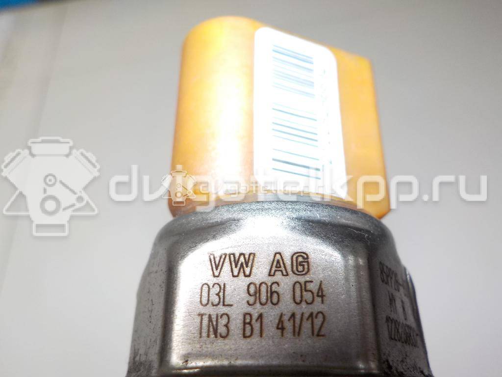 Фото Датчик давления топлива  03L906054A для Seat Ibiza / Leon / Toledo / Alhambra / Altea {forloop.counter}}