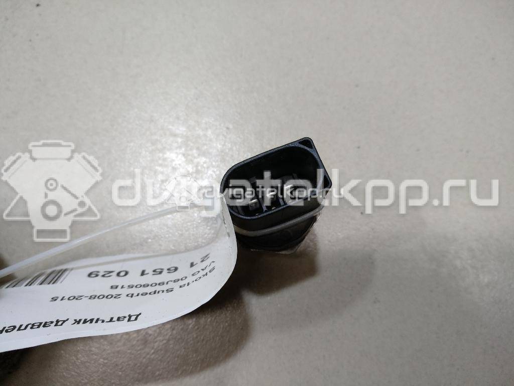 Фото Датчик давления топлива  06j906051b для Seat Ibiza / Leon / Toledo / Alhambra / Altea {forloop.counter}}