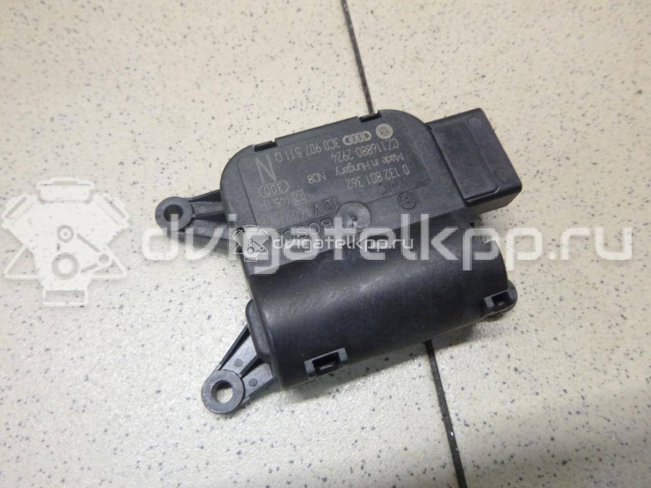 Фото Моторчик заслонки отопителя  3C0907511Q для seat Leon (5F) {forloop.counter}}