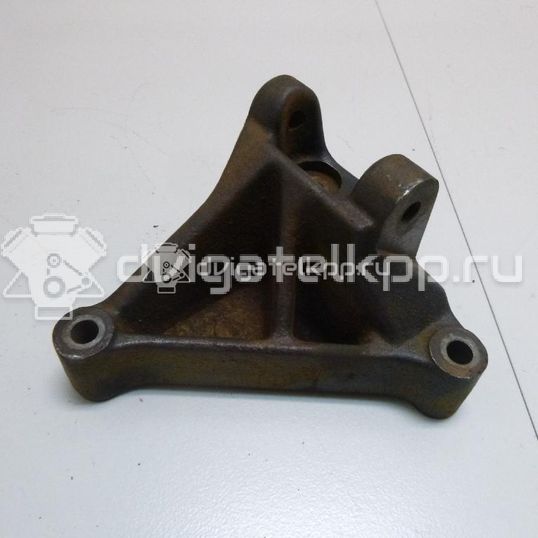 Фото Кронштейн генератора для двигателя GA16DS для Nissan Sunny / 100 / Primera 87-107 л.с 16V 1.6 л бензин 1171090J00